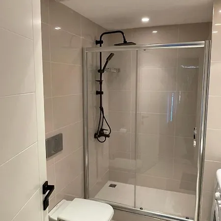 Luxurious And Comfy Flat Near Panayir