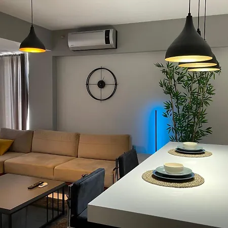 Luxurious And Comfy Flat Near * Panayir