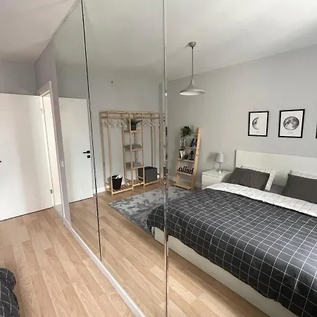 Luxurious And Comfy Flat Near Panayir